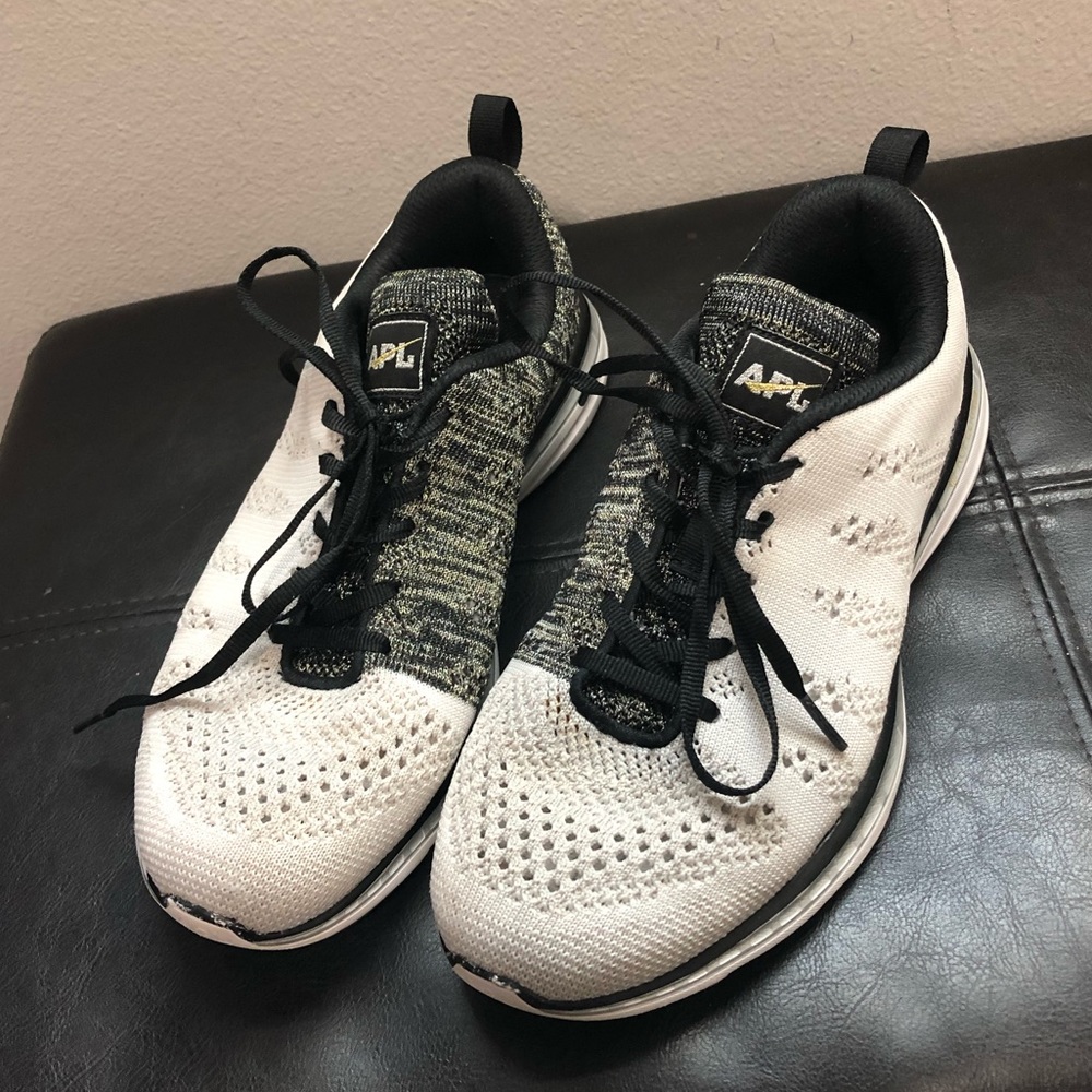 APL Sneakers